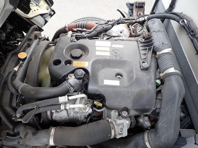 いすゞエルフ冷凍車（冷蔵車）小型（2t・3t）[写真26]