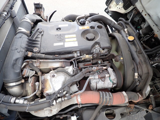 いすゞエルフ冷凍車（冷蔵車）小型（2t・3t）[写真27]