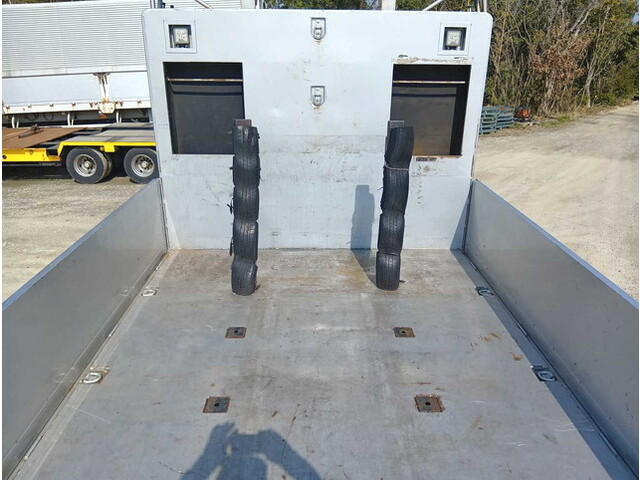 日野プロフィアアルミブロック大型（10t）[写真10]