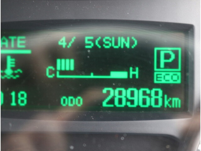 三菱ふそうキャンターダブルキャブ（Wキャブ）小型（2t・3t）[写真22]