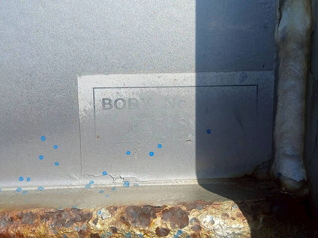 日野プロフィア平ボディ大型（10t）[写真03]