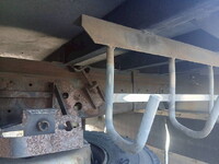 日野プロフィア平ボディ大型（10t）[写真31]