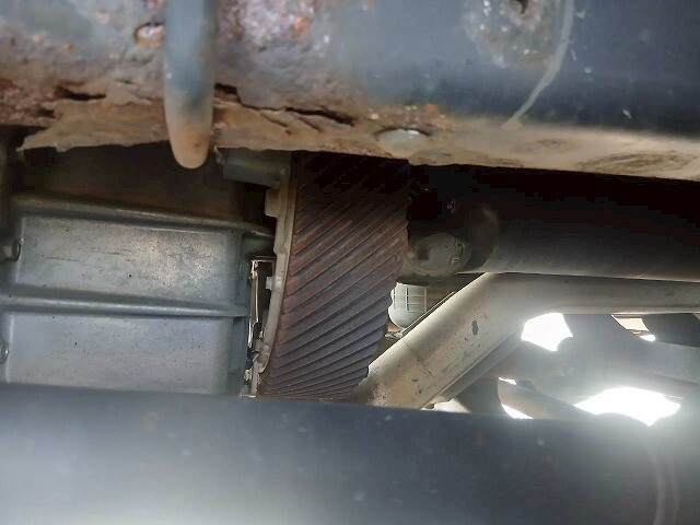 日野プロフィア平ボディ大型（10t）[写真34]