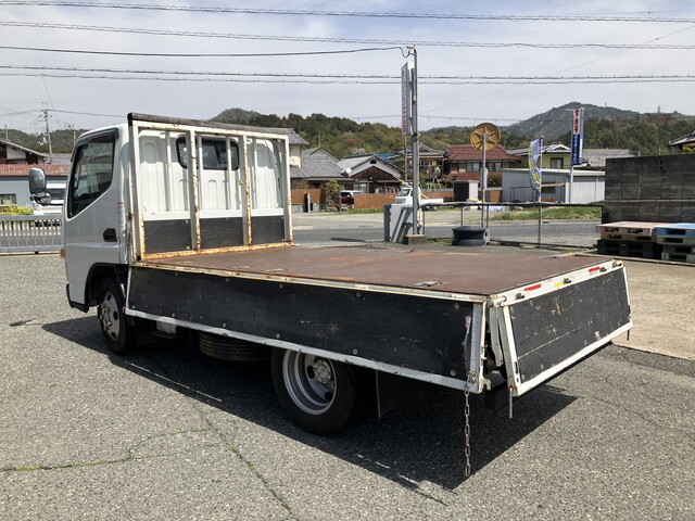 日産アトラス平ボディ小型（2t・3t）[写真15]