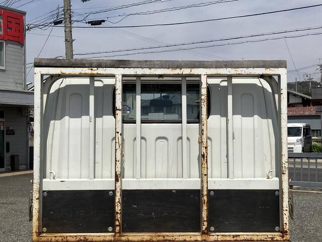 日産アトラス平ボディ小型（2t・3t）[写真17]