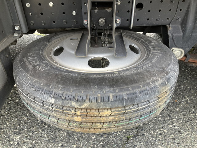 日産アトラス平ボディ小型（2t・3t）[写真21]