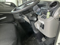 日産アトラス平ボディ小型（2t・3t）[写真32]