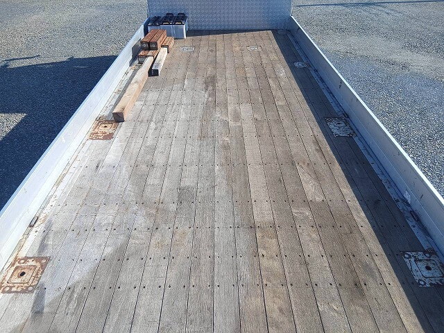 日野レンジャーアルミブロック中型（4t）[写真12]