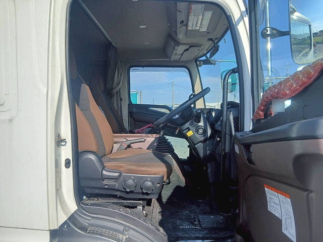 日野レンジャーアルミブロック中型（4t）[写真16]