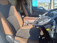 日野レンジャーアルミブロック中型（4t）[写真18]