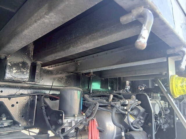 日野レンジャーアルミブロック中型（4t）[写真30]