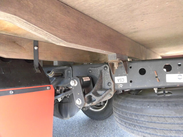 いすゞエルフアルミブロック小型（2t・3t）[写真14]