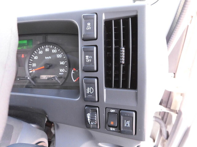 いすゞエルフアルミブロック小型（2t・3t）[写真19]