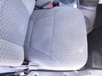 いすゞエルフアルミブロック小型（2t・3t）[写真23]