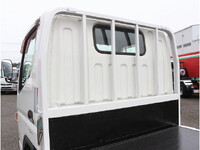 三菱ふそうキャンター平ボディ小型（2t・3t）[写真17]