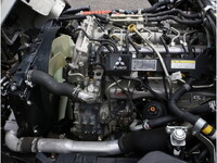 三菱ふそうキャンター平ボディ小型（2t・3t）[写真18]