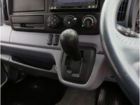 三菱ふそうキャンター平ボディ小型（2t・3t）[写真29]