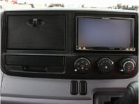 三菱ふそうキャンター平ボディ小型（2t・3t）[写真30]