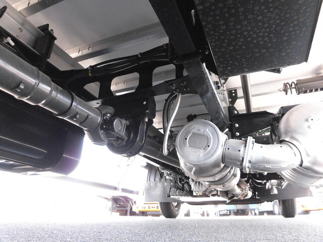 三菱ふそうファイターアルミウイング中型（4t）[写真11]