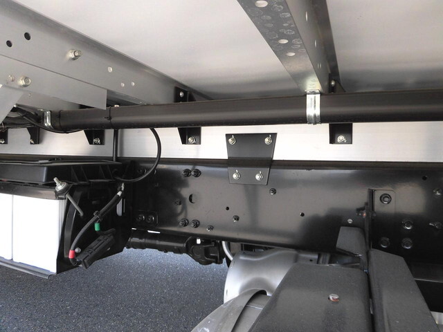 三菱ふそうファイターアルミウイング中型（4t）[写真16]