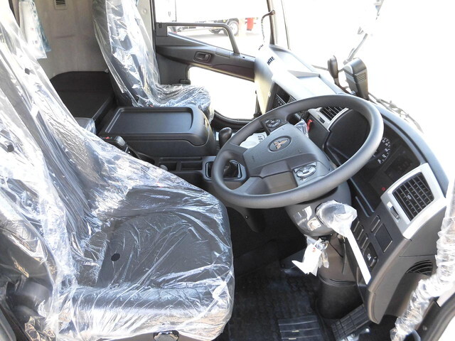 三菱ふそうファイターアルミウイング中型（4t）[写真17]