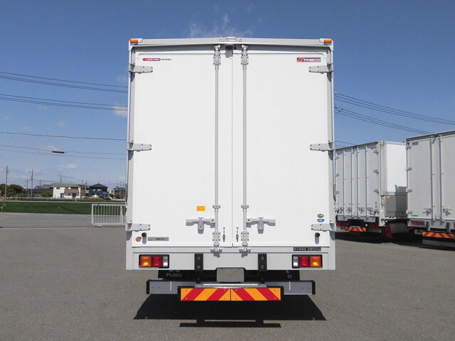 三菱ふそうファイターアルミウイング中型（4t）[写真07]