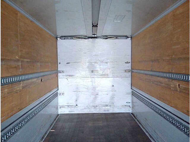 日野プロフィアアルミウイング大型（10t）[写真12]