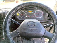 日野プロフィアアルミウイング大型（10t）[写真20]