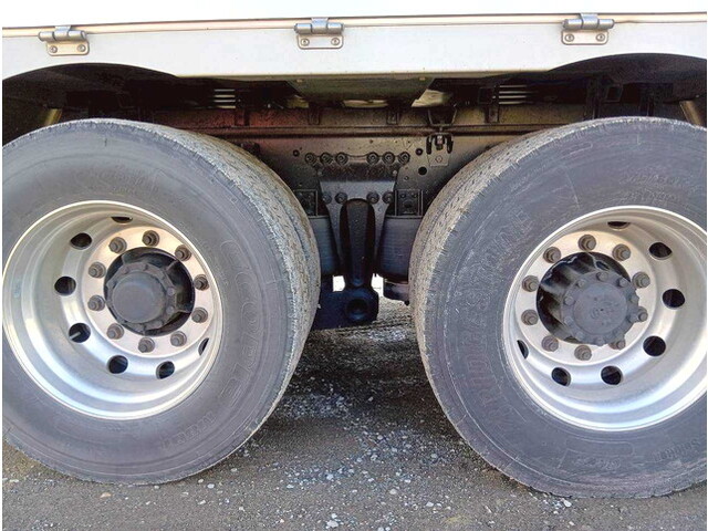 日野プロフィアアルミウイング大型（10t）[写真36]