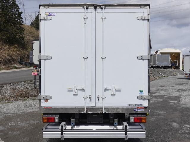 日野デュトロ冷凍車（冷蔵車）小型（2t・3t）[写真02]