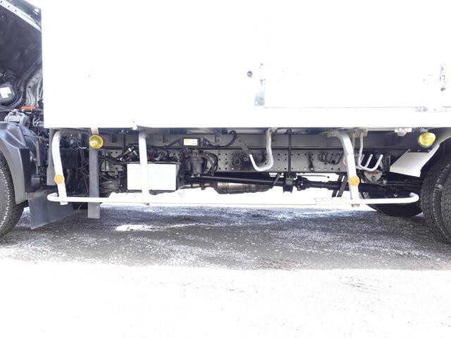 日野デュトロ冷凍車（冷蔵車）小型（2t・3t）[写真20]