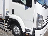 いすゞフォワード冷凍車（冷蔵車）増トン（6t・8t）[写真05]