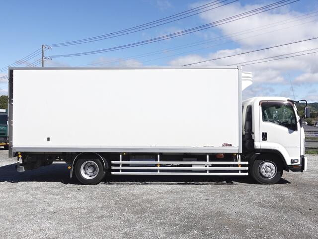 いすゞフォワード冷凍車（冷蔵車）増トン（6t・8t）[写真06]