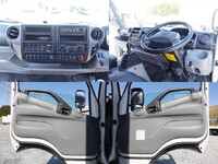 トヨタダイナアルミウイング小型（2t・3t）[写真23]