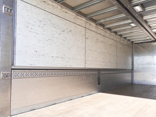 日野レンジャーアルミウイング増トン（6t・8t）[写真11]