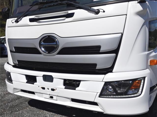 日野レンジャー冷凍車（冷蔵車）中型（4t）[写真03]