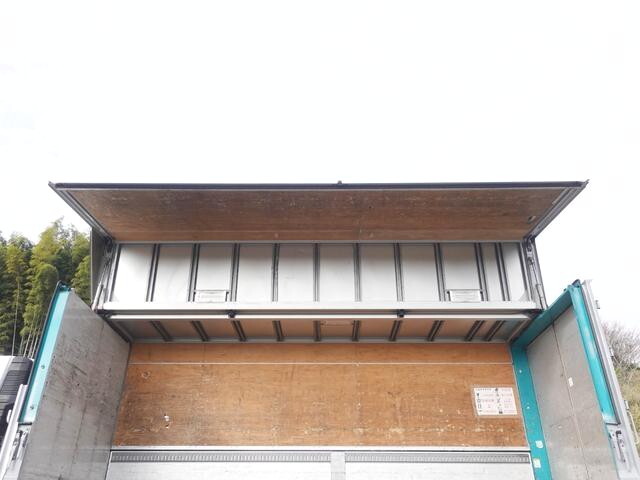 三菱ふそうファイターアルミウイング増トン（6t・8t）[写真14]