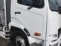 三菱ふそうファイターアルミウイング増トン（6t・8t）[写真06]