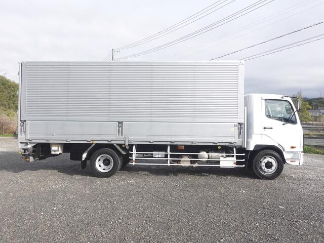 三菱ふそうファイターアルミウイング増トン（6t・8t）[写真08]