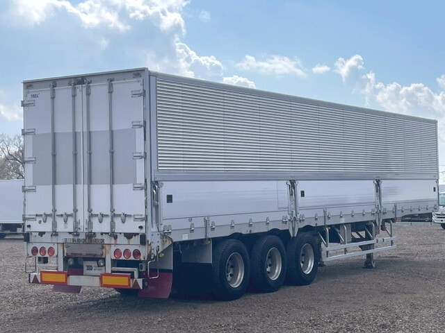 その他のメーカーその他の車種ウイングトレーラー大型（10t）[写真02]