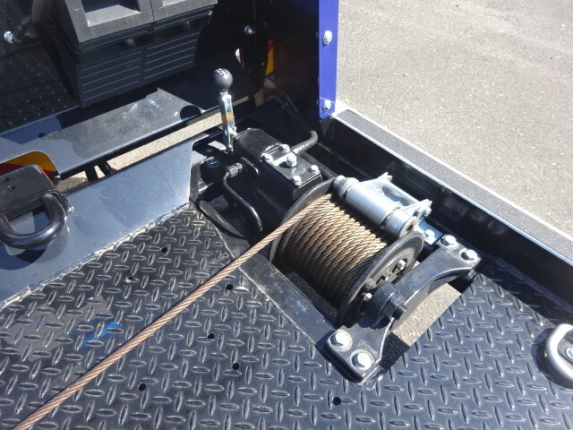 いすゞエルフセーフティローダー小型（2t・3t）[写真12]