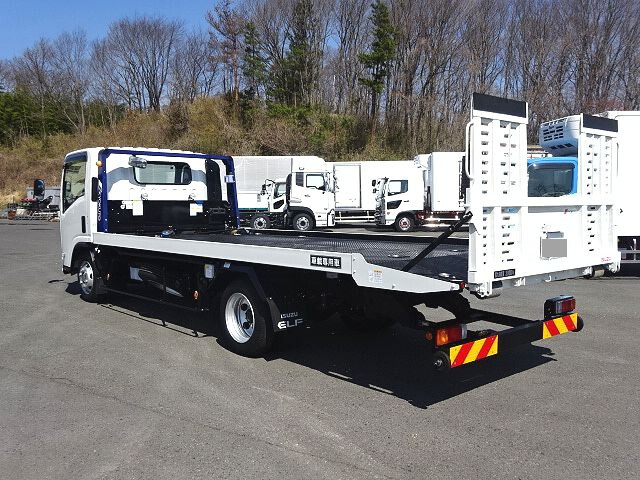 いすゞエルフセーフティローダー小型（2t・3t）[写真02]