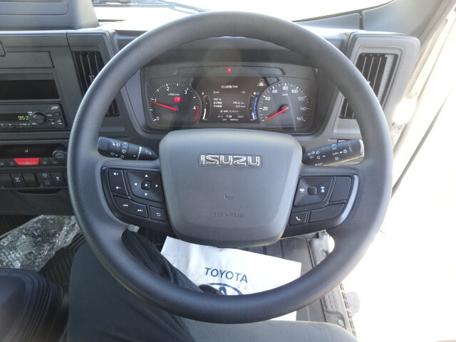 いすゞエルフセーフティローダー小型（2t・3t）[写真31]