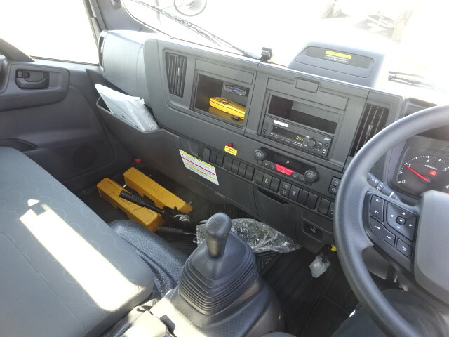 いすゞエルフセーフティローダー小型（2t・3t）[写真35]