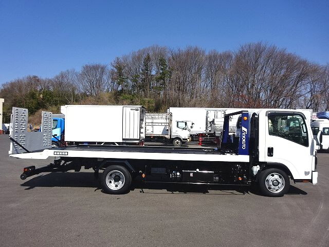 いすゞエルフセーフティローダー小型（2t・3t）[写真05]