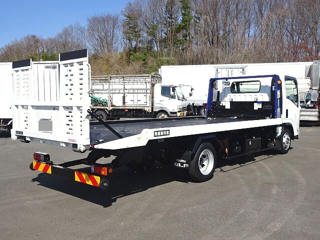 いすゞエルフセーフティローダー小型（2t・3t）[写真07]