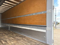 UDトラックスクオンアルミウイング大型（10t）[写真11]