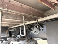 UDトラックスクオンアルミウイング大型（10t）[写真15]