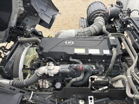 UDトラックスクオンアルミウイング大型（10t）[写真18]