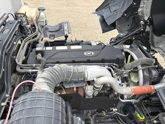 UDトラックスクオンアルミウイング大型（10t）[写真18]